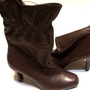Vintage Brown cone heel Leather Boots 6